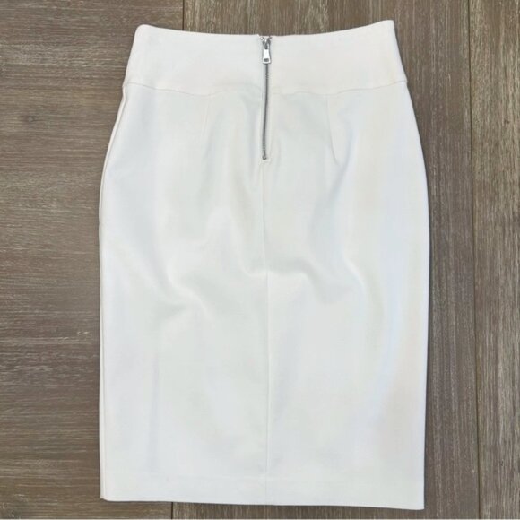 NWT Bebe Josie Modal Pencil Skirt White Size 8 Classic Sleek Workwear Versatile - Picture 5 of 12